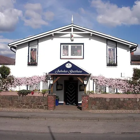 Jahnkes Gasthaus-pension Garni بيت ضيافة 3*