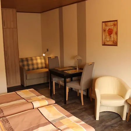 Jahnkes Gasthaus-pension Garni