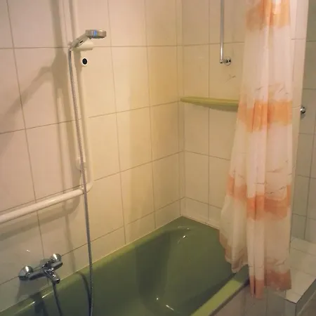 Jahnkes Gasthaus-pension Garni بيت ضيافة