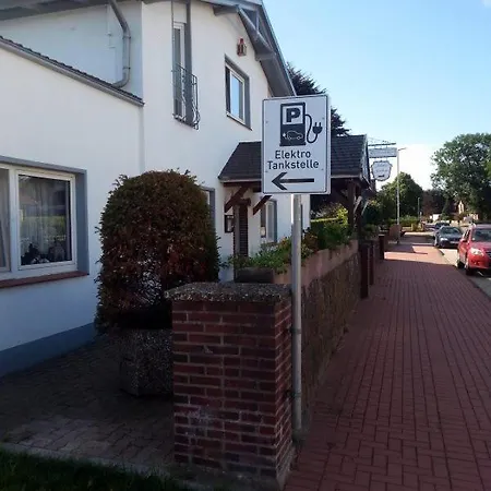 Jahnkes Gasthaus-pension Garni بيت ضيافة